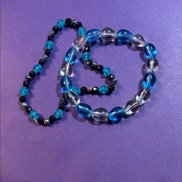 Elegant Blue and Black Beaded Bracelet Set - Picture 1 of 1